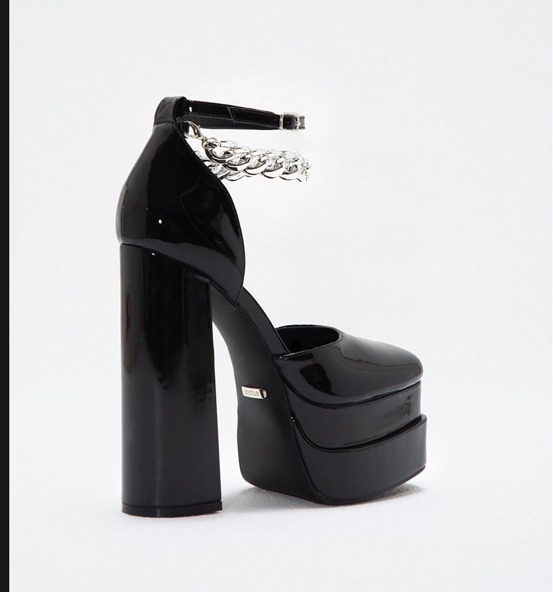 Tacones de best sale plataforma cerrados