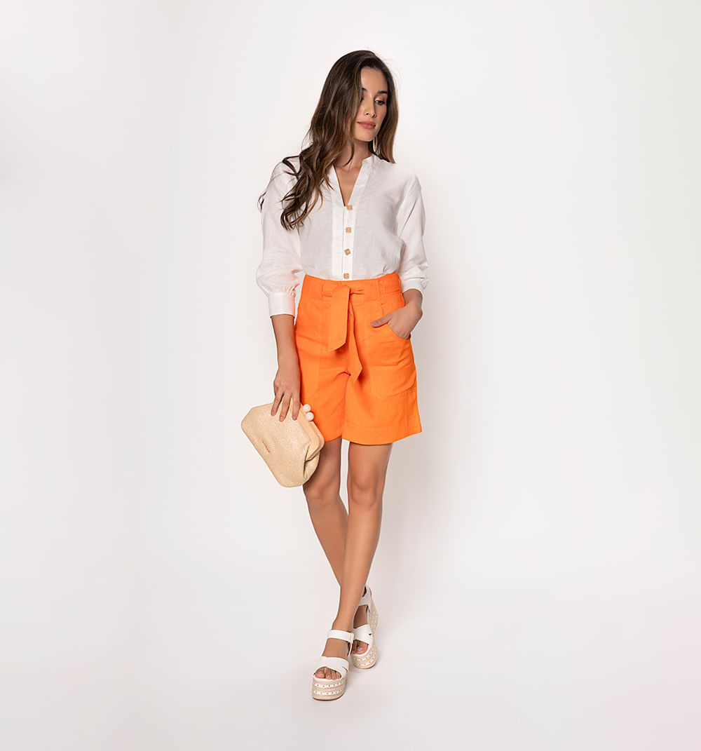 Bermuda tiro alto,bolsillos parche, con