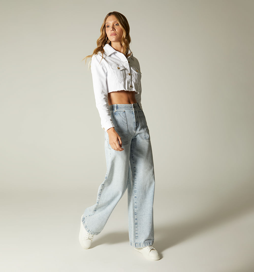 Chaqueta corta ,rustica  manga larga,