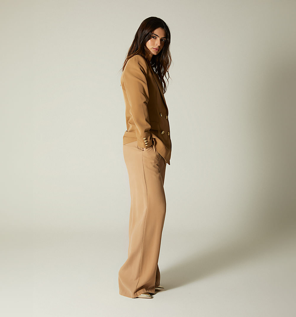 Blazer oversize cuatro botones