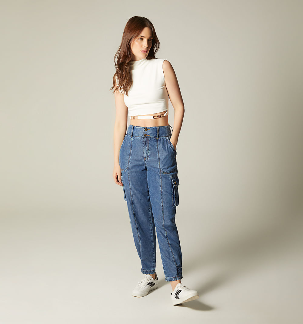 Blusa crop con herraje