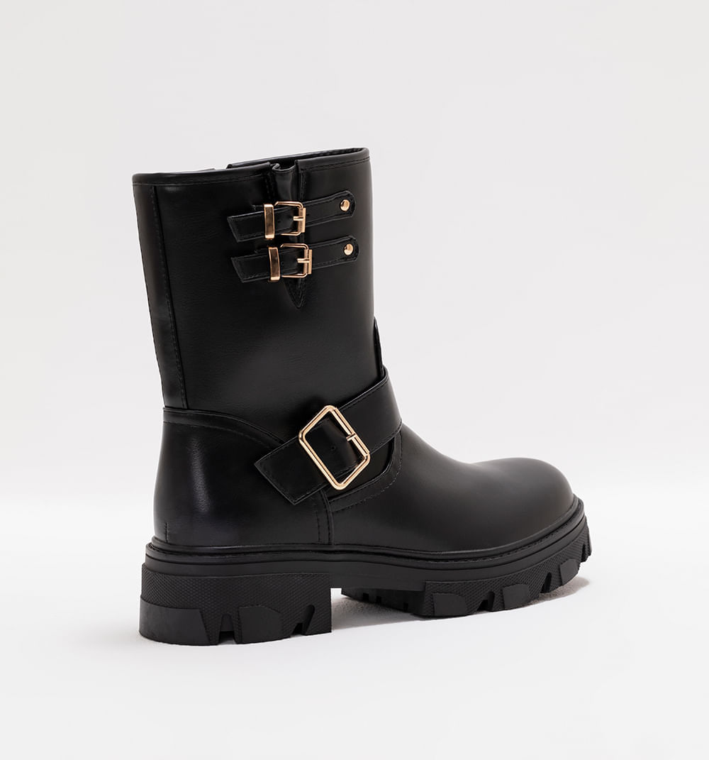 Botin con correas decorativas