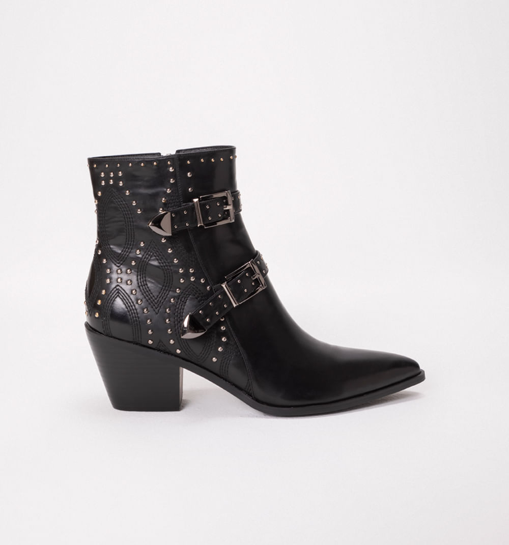Botin westers con taches