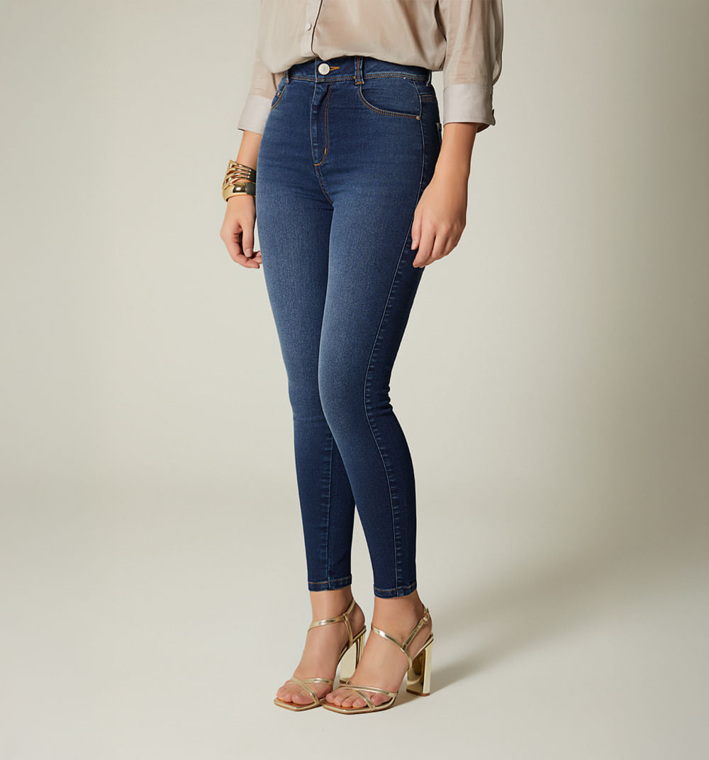 Jean ultra slim lupita tiro super alto, cinco bolsillos,  tono medio