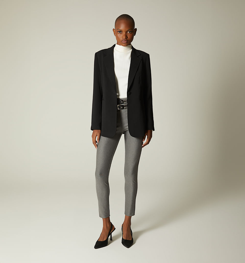 Leggins tiro alto con detalle en pretina