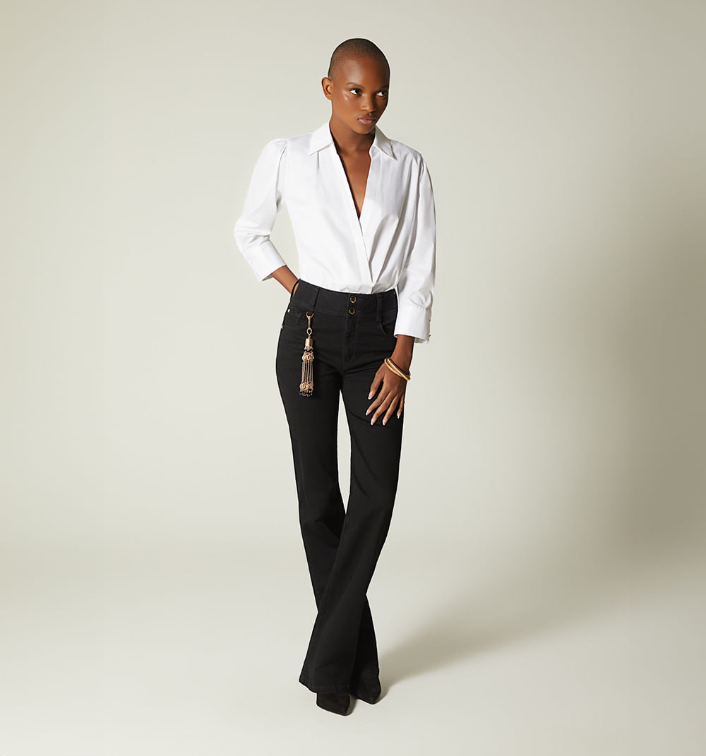 Jean bota recta tiro alto con borla para mujer