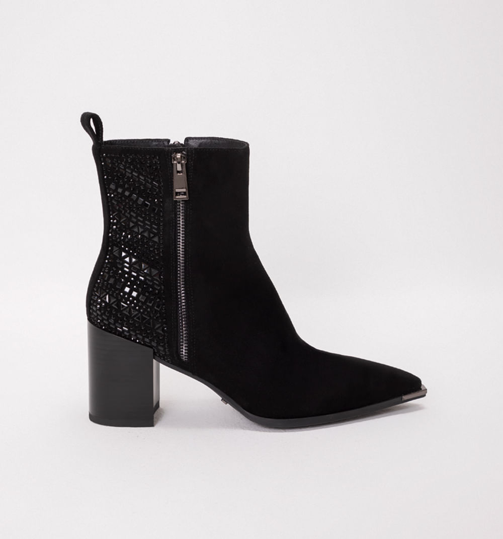 Botin capellads en suede con hot fix