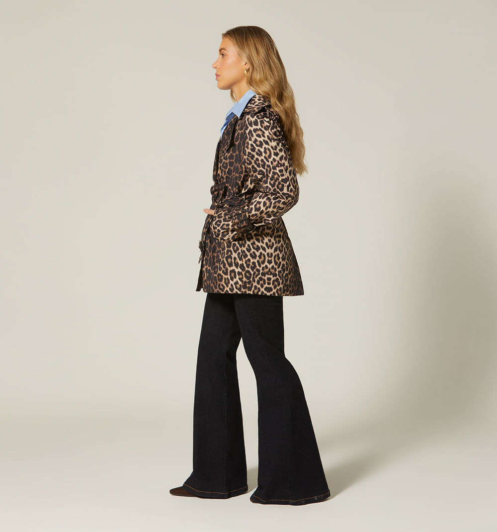 Trench corto impermeable leopardo -