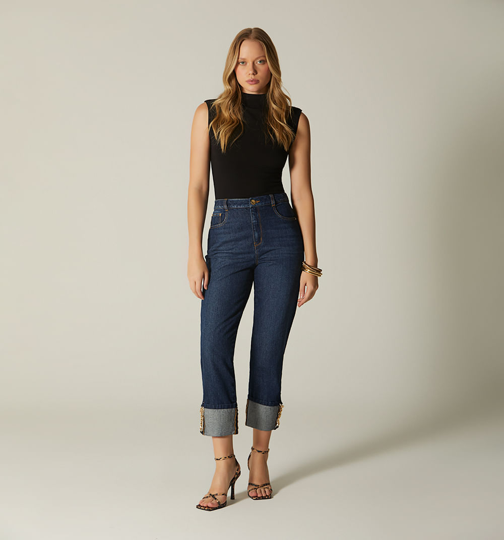 Jean girlfriend cropped con guardapolvo