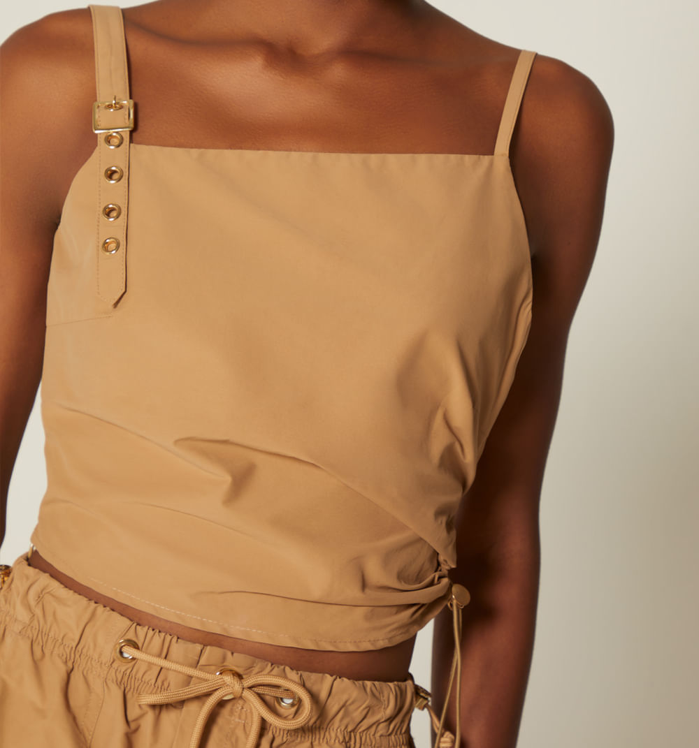 Blusa de tiras con hebilla