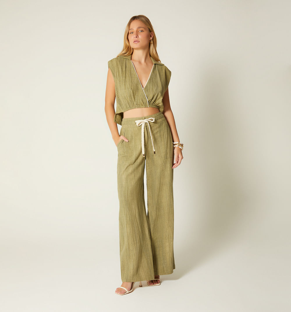 Palazzo con canal y elastico posterior