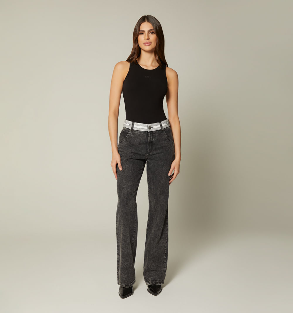 Body sisa espalda descubierta