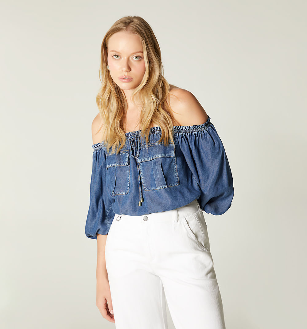 Blusa escote bandeja con bolsillos