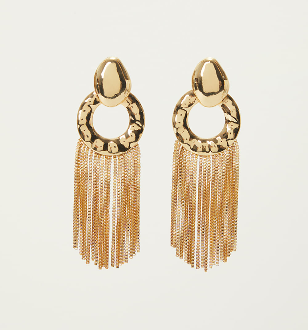 Aretes martillados con cadenas