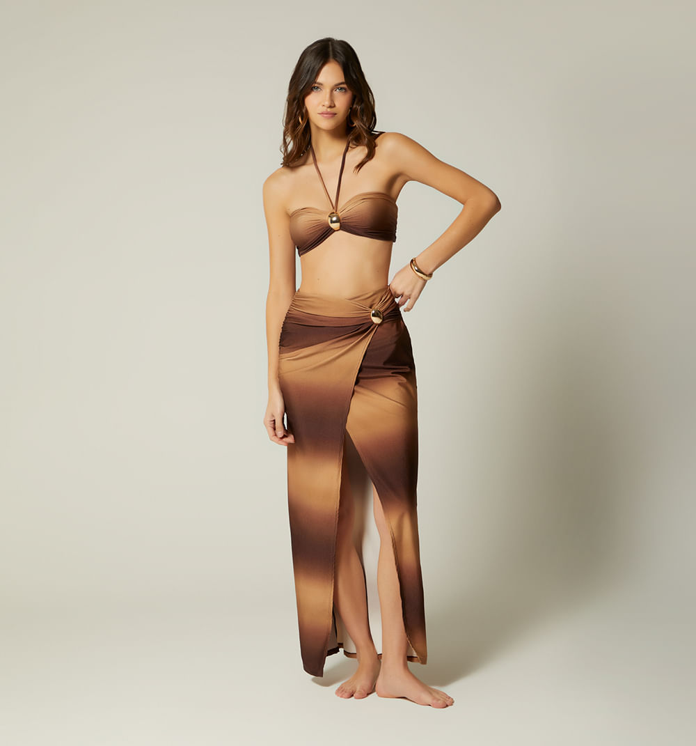 Falda tipo salida de baño