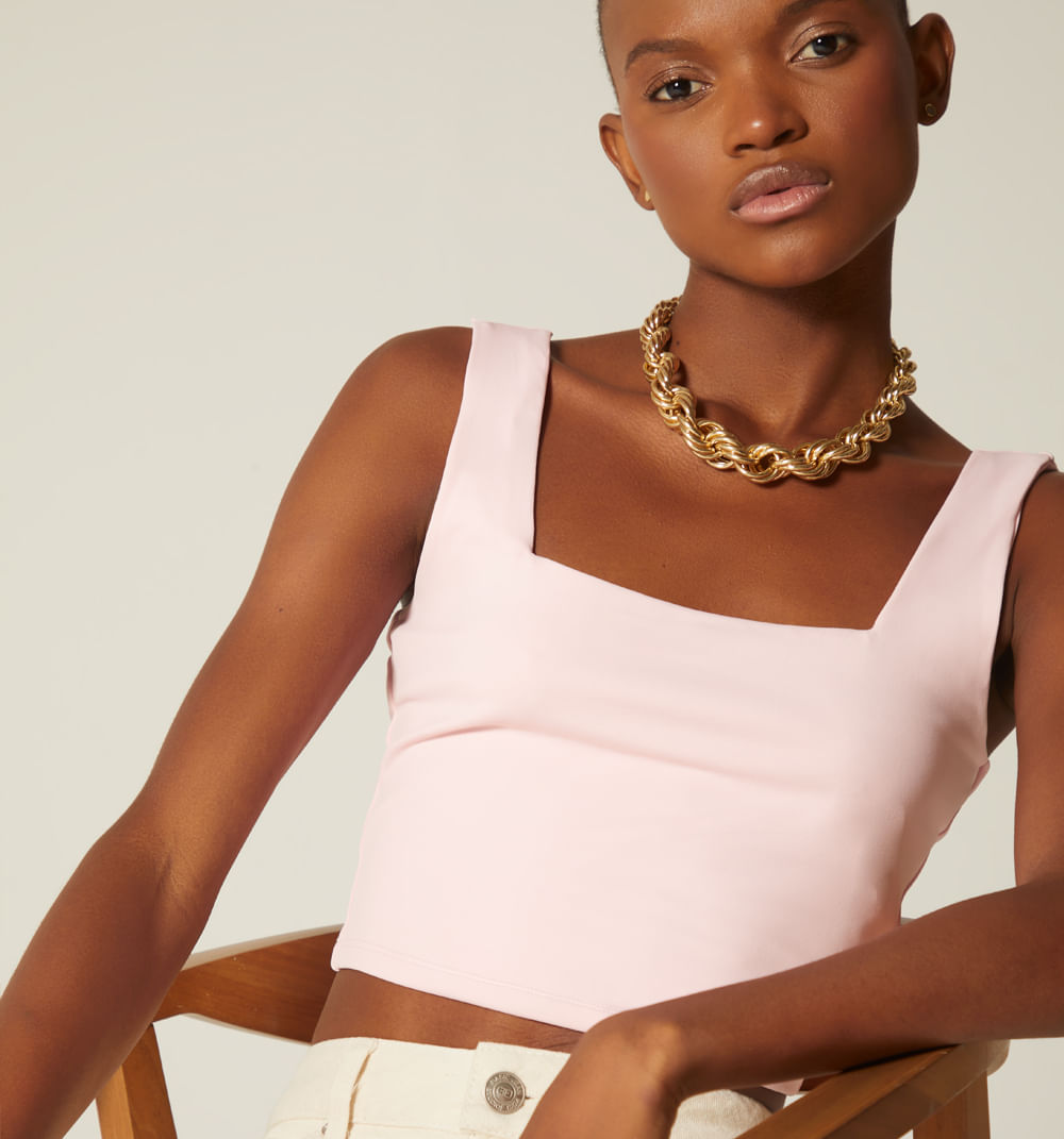 Blusa crop escote cuadrado