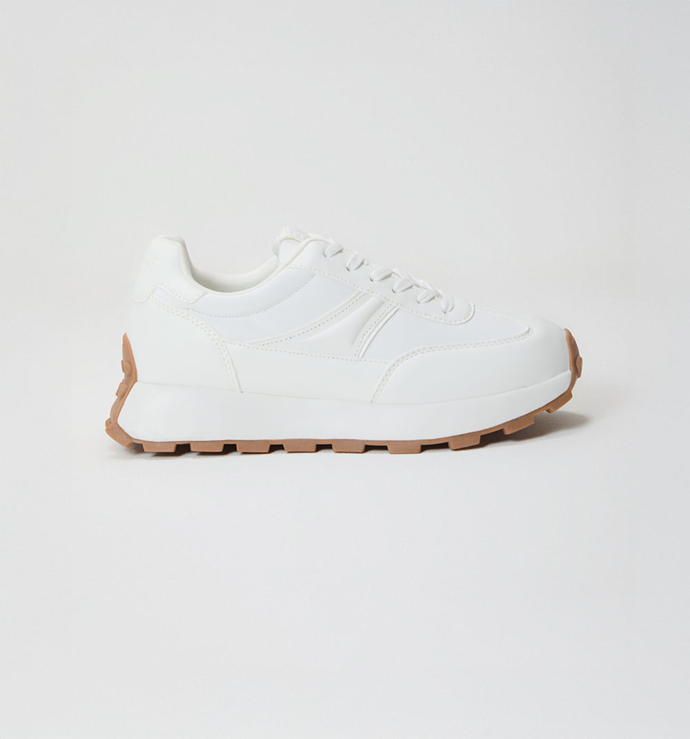 Tenis tono a tono con suela en contraste