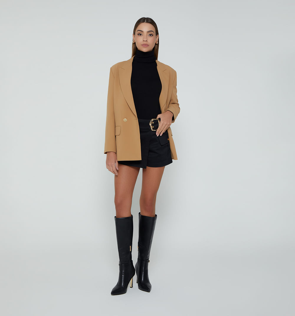 Falda short con bolsillos utilitarios