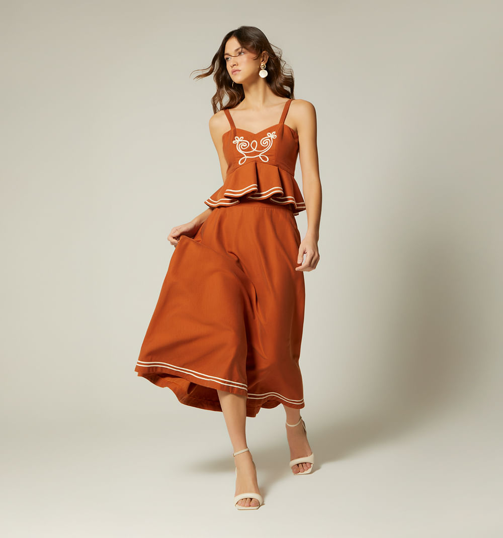 Falda midi tiro alto