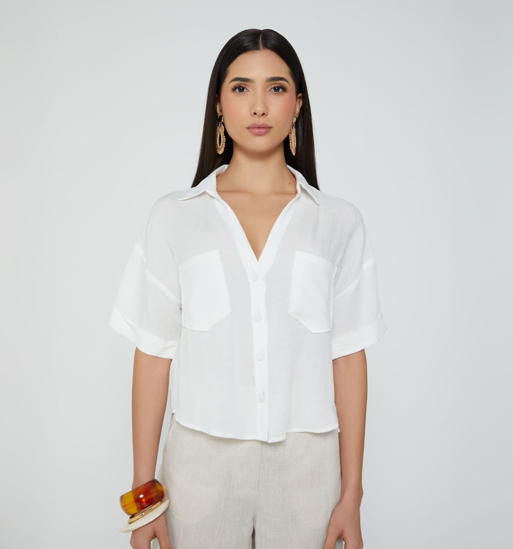 Blusa manga corta y bolsillos