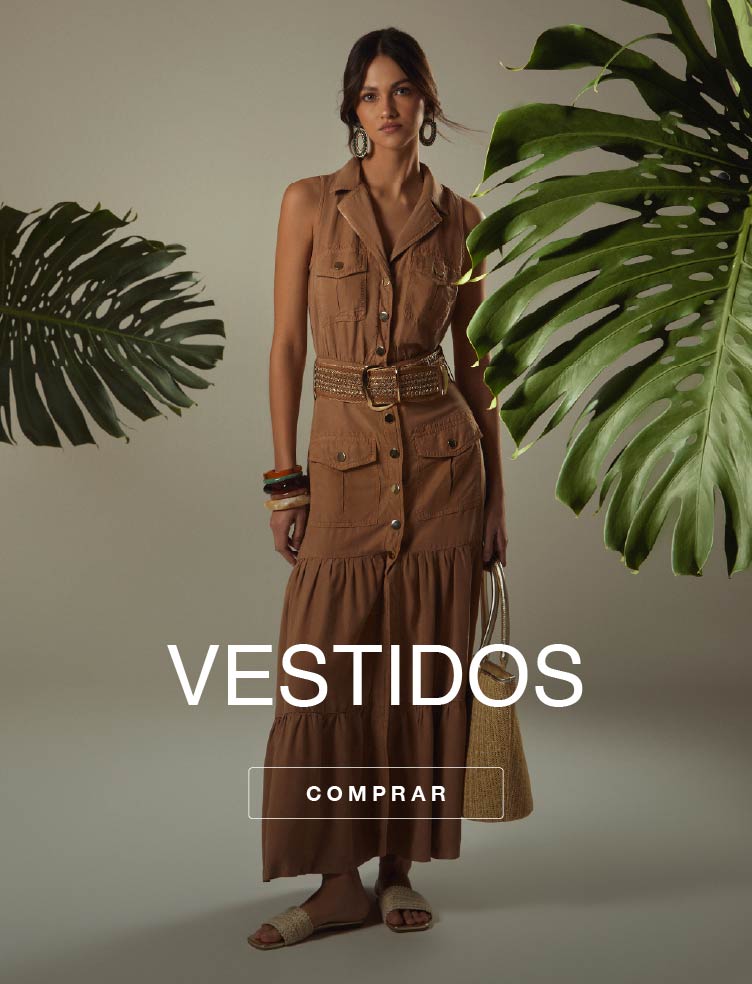 Foto de mujer usando un vestido